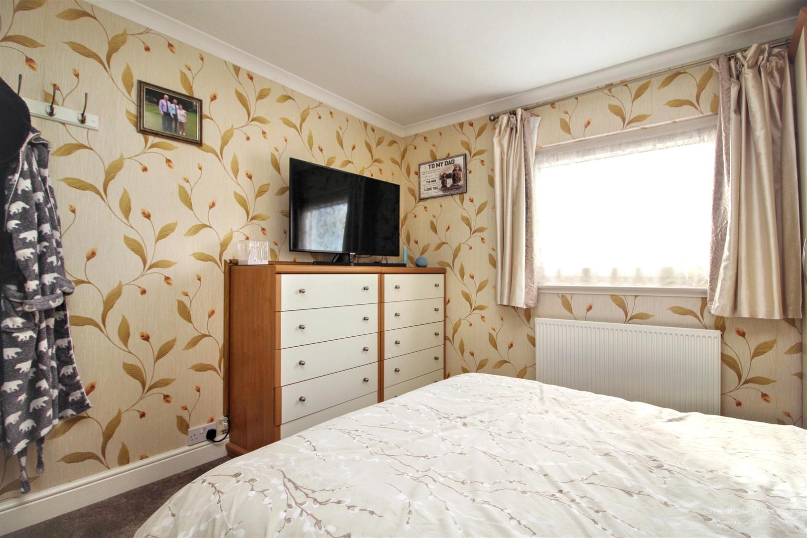 Bran Close, Tilehurst, Reading